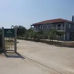Dendra At Skala بوروس