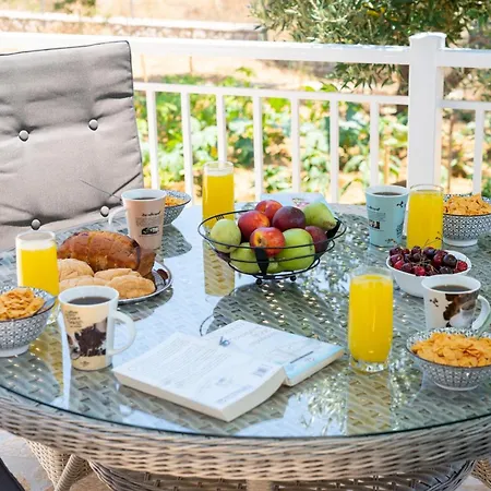 Dendra At Skala Apartamento