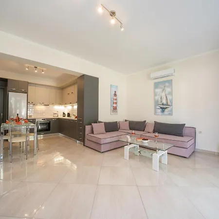 Dendra At Skala Poros (Kefalonia)