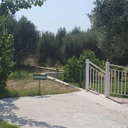 Dendra At Skala * Poros (Kefalonia)